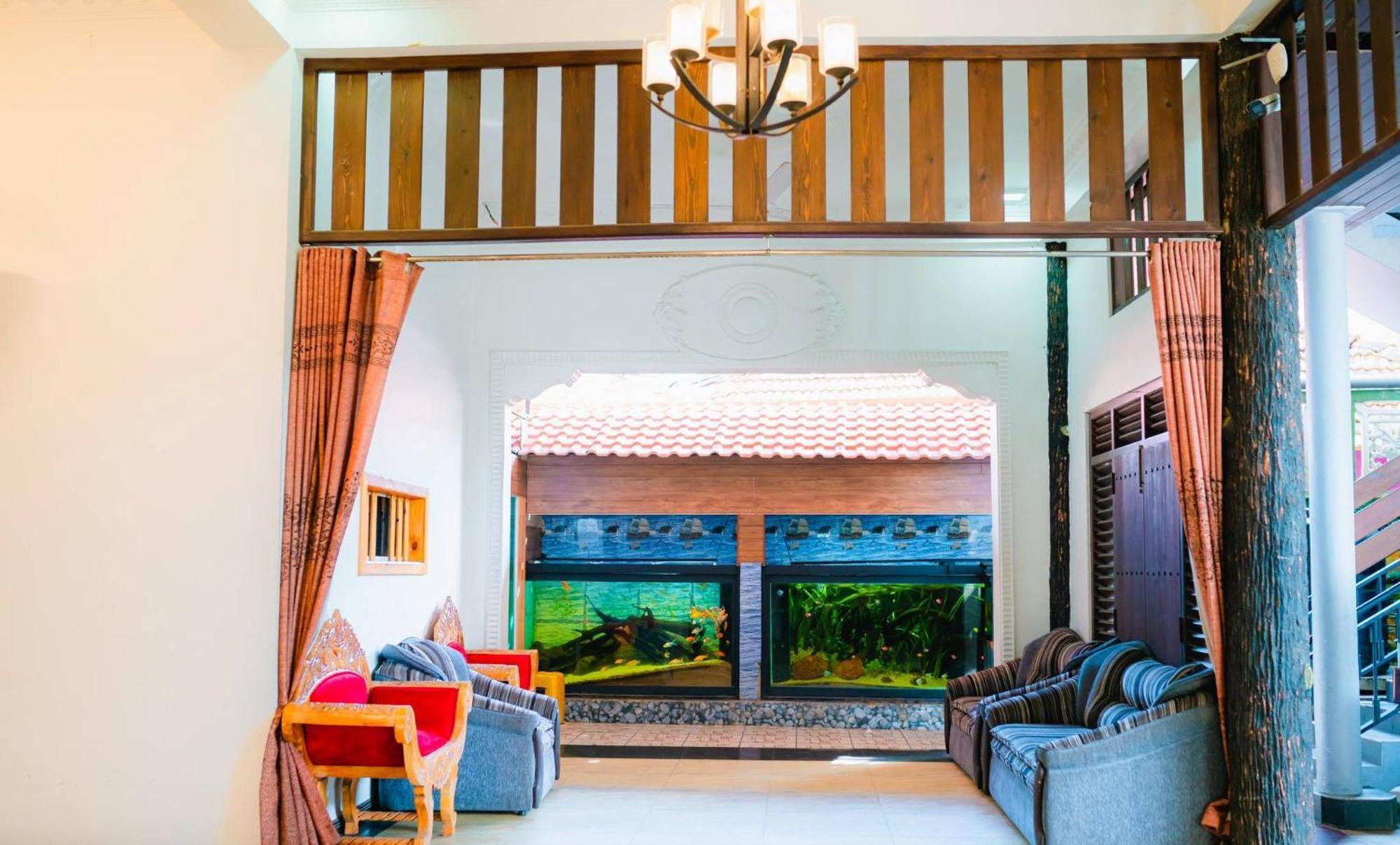 גאלה Shirantha Hotel מראה חיצוני תמונה